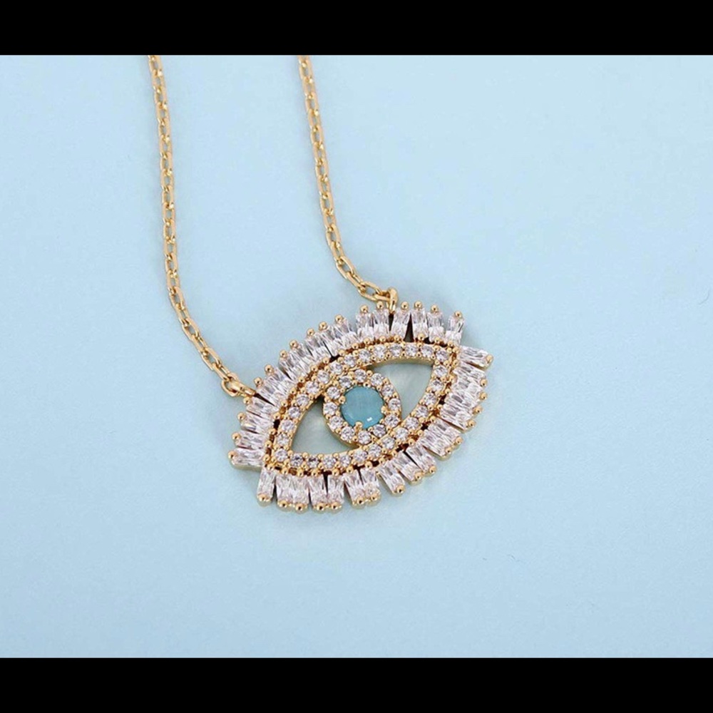 Eye necklace